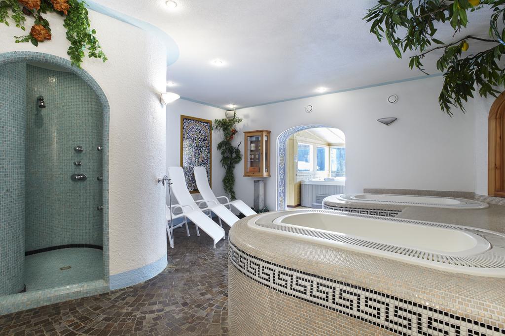 Hotel Haus Michaela Sappada Eksteriør billede