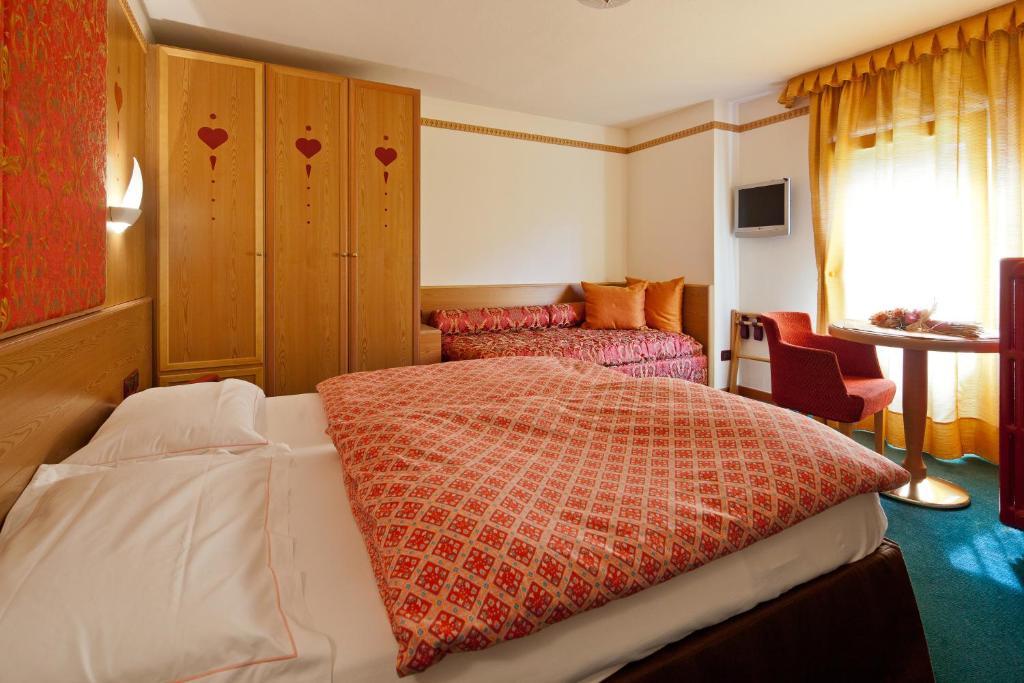 Hotel Haus Michaela Sappada Værelse billede