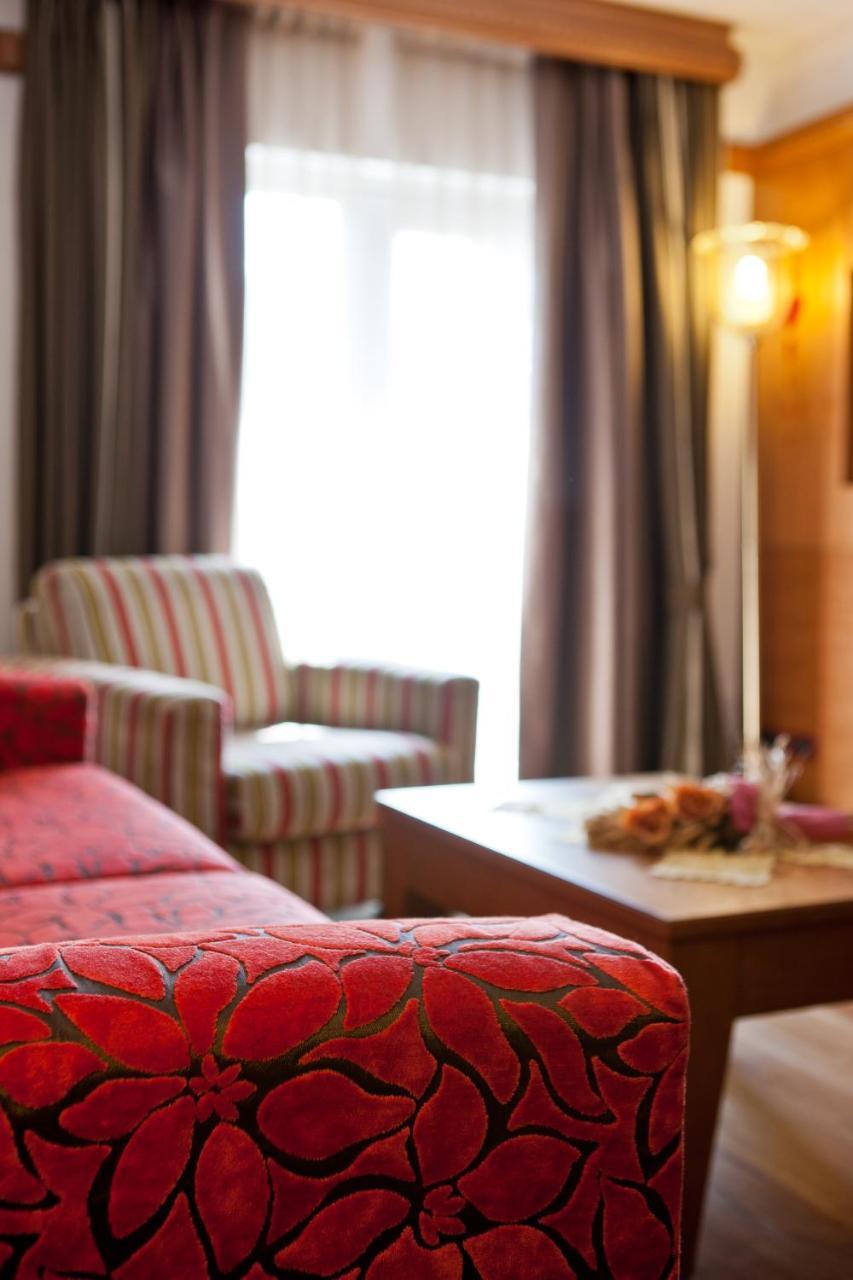 Hotel Haus Michaela Sappada Eksteriør billede